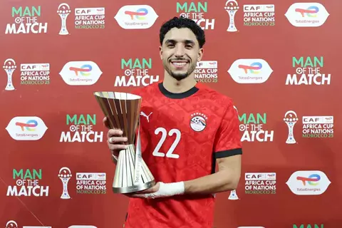 مرموش ضمن رباعي عربي.. من حصد جائزة رجل المباراة بالجولة الأولى في أمم أفريقيا؟ (صور)